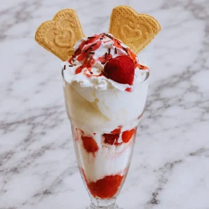 Strawberry-Sundae.webp